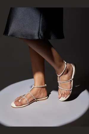 CAÏ Women Diamond Thread Flats