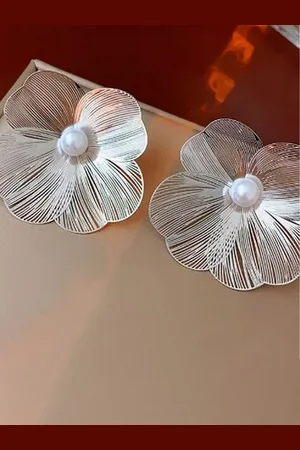 CareDone Silver-Plated Pearls Floral Studs