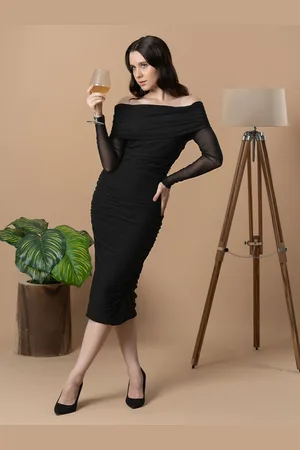 Blanc9 Women Solid Off-Shoulder Bodycon Midi Dress