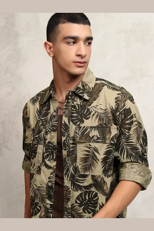 Highlander Men Tropical Printed Oversized Shirt With Flap Pockets