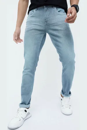 Lifestyle Men Mid Rise Tapered Fit Clean Look Light Fade Jeans
