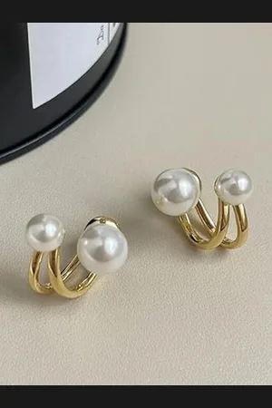 CareDone Gold Toned Contemporary Pearls Studs Earrings