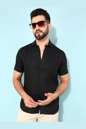 Crimsoune Club Men Classic Slim Fit Opaque Casual Shirt