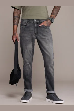 WROGN Men Straight Fit Heavy Fade Stretchable Jeans