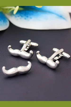 PELUCHE Men Silver-Toned Accessory Gift Set