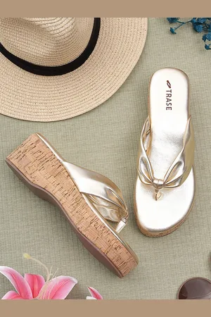 TRASE Textured Wedge Mules
