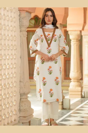 Ambraee Floral Printed Pure Cotton Straight Kurta With Trousers & Dupatta