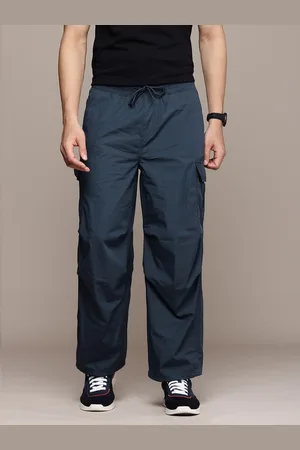 WROGN Men Pure Cotton Loose Fit Cargo Joggers