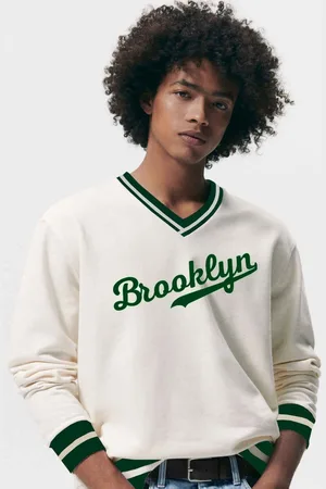 clafoutis Men Varsity Printed V-Neck T-shirt