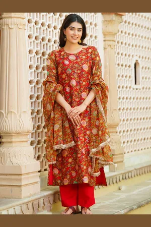 Ambraee Floral Printed Regular Gotta Patti Kurta With Trousers & Dupatta