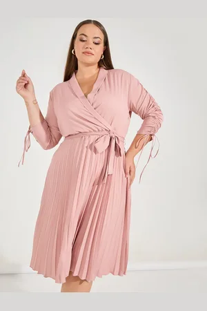 Styli Women Plus Size Lapel Collar Wrap Tie Up Pleated A-Line Midi Dress