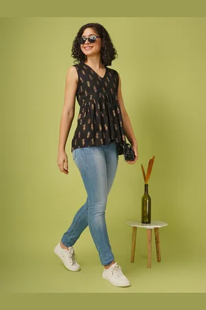 Celebravo Print Top