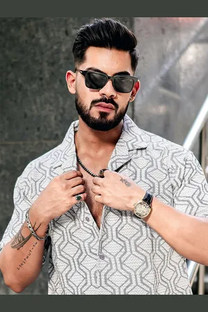 Maniac Men Comfort Geometric Printed Oversized Drop Shoulder Sleeves Casual Shirt