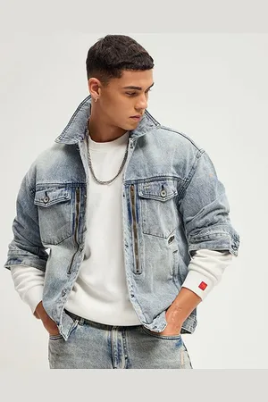 The Bear House Men Washed Solid Classic Denim Jacket with Zip Detail