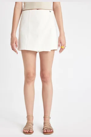 DeFacto Women Mid-Rise Shorts