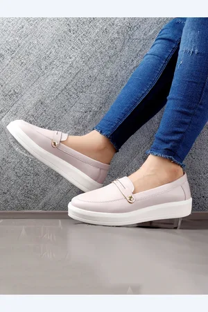 DressBerry Women Slip-On Loafers