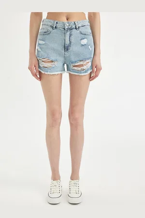 DeFacto Women Washed Regular Fit Mid-Rise Denim Shorts