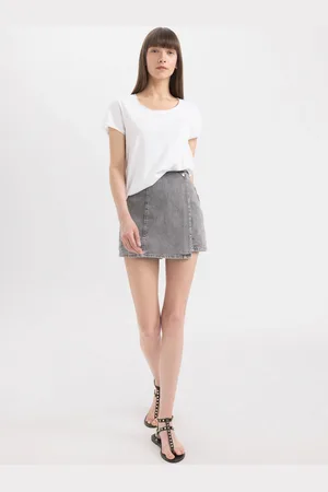 DeFacto Women Regular Fit Shorts