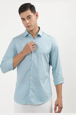 Calvin Klein Men Solid Slim Fit Opaque Casual Shirt