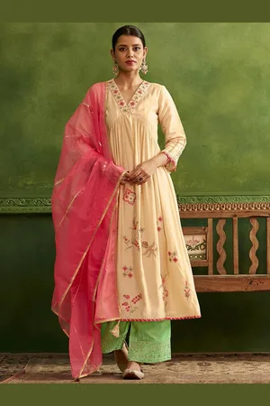 DRESOUL Floral Embroidered V-Neck Long Sleeves Empire Kurta with Palazzos & Dupatta