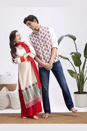 Vastramay Men White & Red Floral Printed Slim-Fit Satin Nehru Jacket