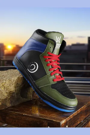 WOAKERS Men Colourblocked Sneakers