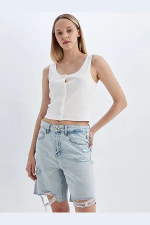 DeFacto Women Mid Rise Regular Fit Above Knee Washed Denim Shorts