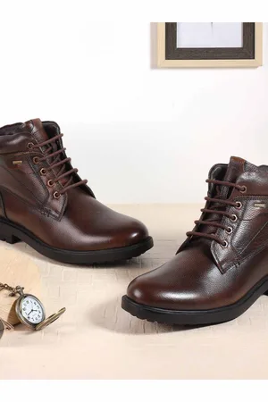 Metro Men Mid-Top Lace-Up Boots