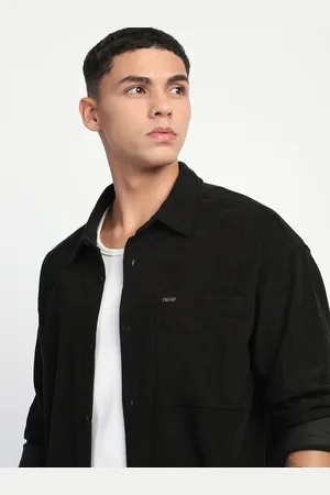 The Bear House Men Solid Oversized Spread Collar Shirt