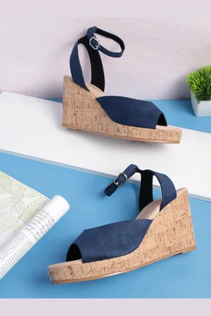 Mast & Harbour Mid-Top Wedges