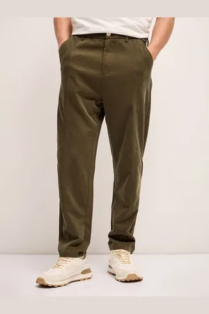 The Bear House Men Solid Regular Fit Casual Pant