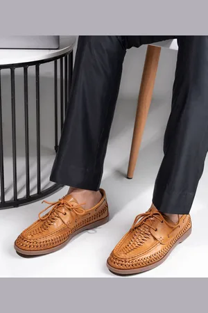 Styli Men Textured Round Toe Comfort Insole Genuine Leather Lace Up Shoes