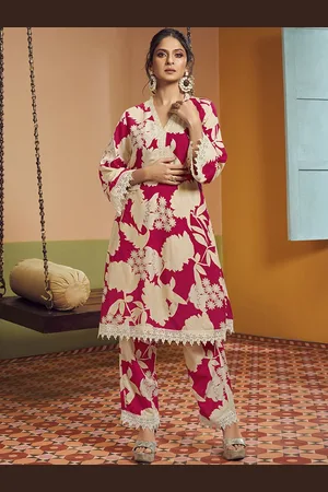 Bhama Couture Jennifer Winget Floral Printed Regular Pakistani Style Kurta with Palazzos