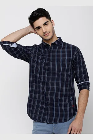 LocoMotive Men Navy Blue & Blue Slim Fit Checked Casual Shirt