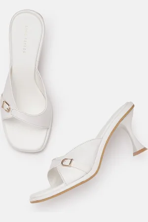 Lino Perros Buckle Detail Slim Heel