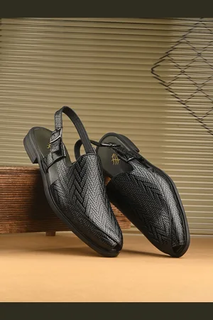 House of Pataudi Men Textured Shoe Style Sandals