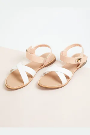 Lifestyle Women Comfort Sandals With Buckle