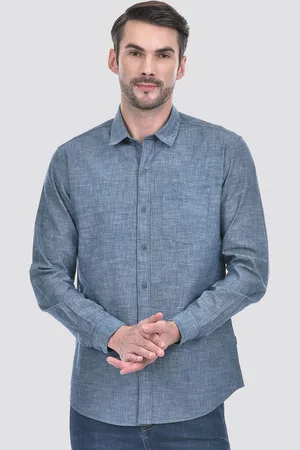 NUMERO UNO Men Spread Collar Solid Cotton Slim Fit Casual Shirt