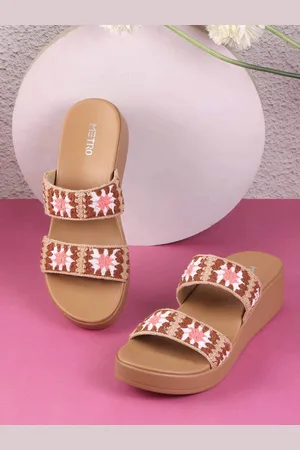 Metro Women Embellished Open Toe Flats