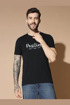 GLITO Men Typography Applique Slim Fit T-shirt
