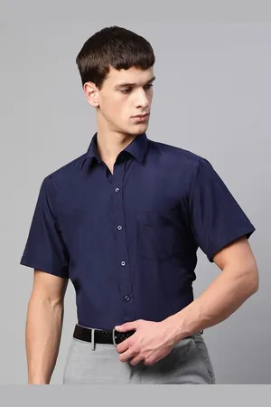 English Navy Men Standard Solid Slim Fit Formal Shirt