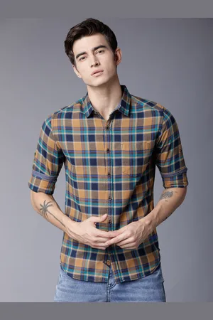 LocoMotive Men Navy Blue & Khaki Slim Fit Checked Casual Shirt