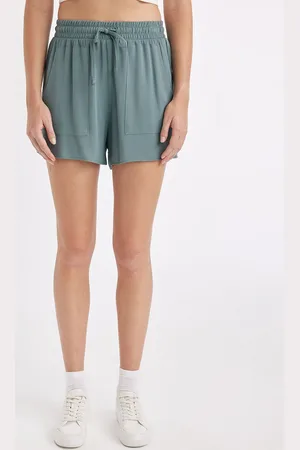 DeFacto Women Mid-Rise Regular Fit Shorts