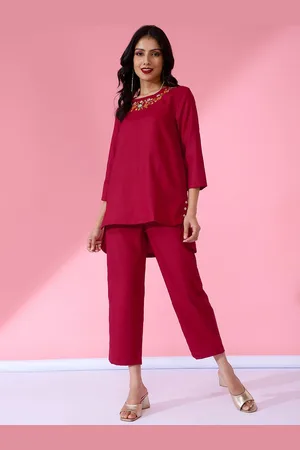 Bani Women Floral Embroidered Tunic With Trousers