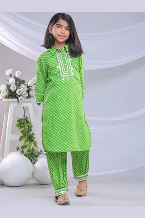misbis Girls Leheriya Printed Gotta Patti Pure Cotton Straight Kurta With Trousers