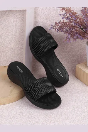 Metro Women Textured Wedge Heel Sandals