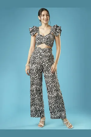 Globus Black & White Animal Printed Shoulder Straps Flutter Sleeves Crop Top & Trousers