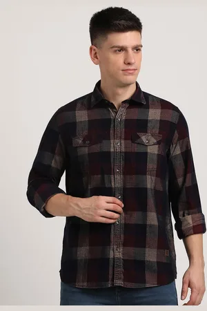 Turtle Men Relaxed Buffalo Checked Pocket Detailing Slim Fit Casual Shirt