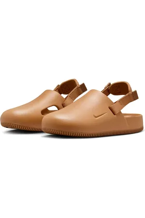 Nike Calm Women