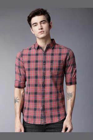 LocoMotive Men Green & Pink Slim Fit Checked Casual Shirt